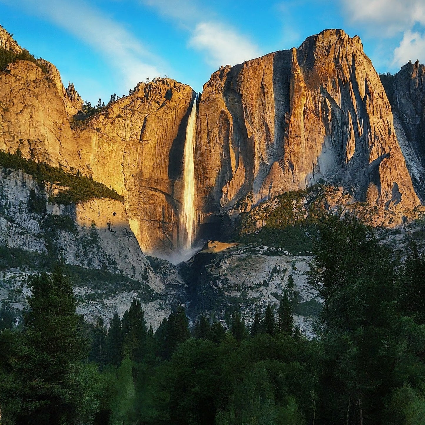 Yosemite - Yosemite Falls - Yosemite National Park - California - Digital Artwork